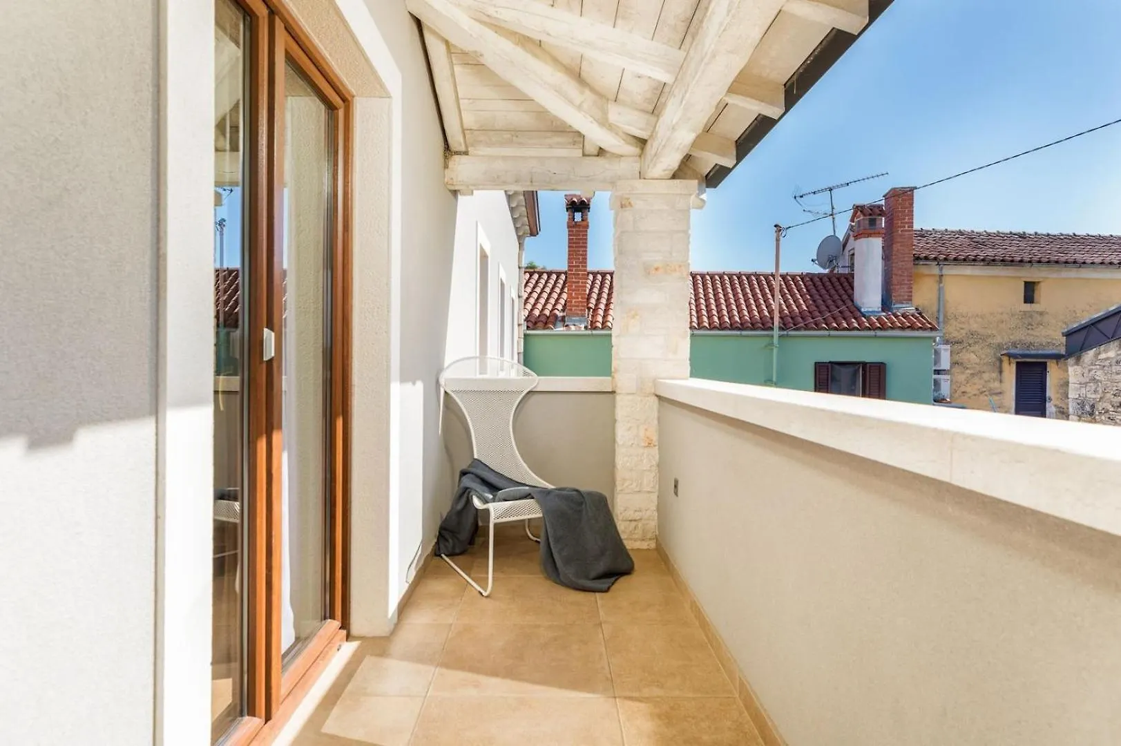Villa Vira Rajki 0*,