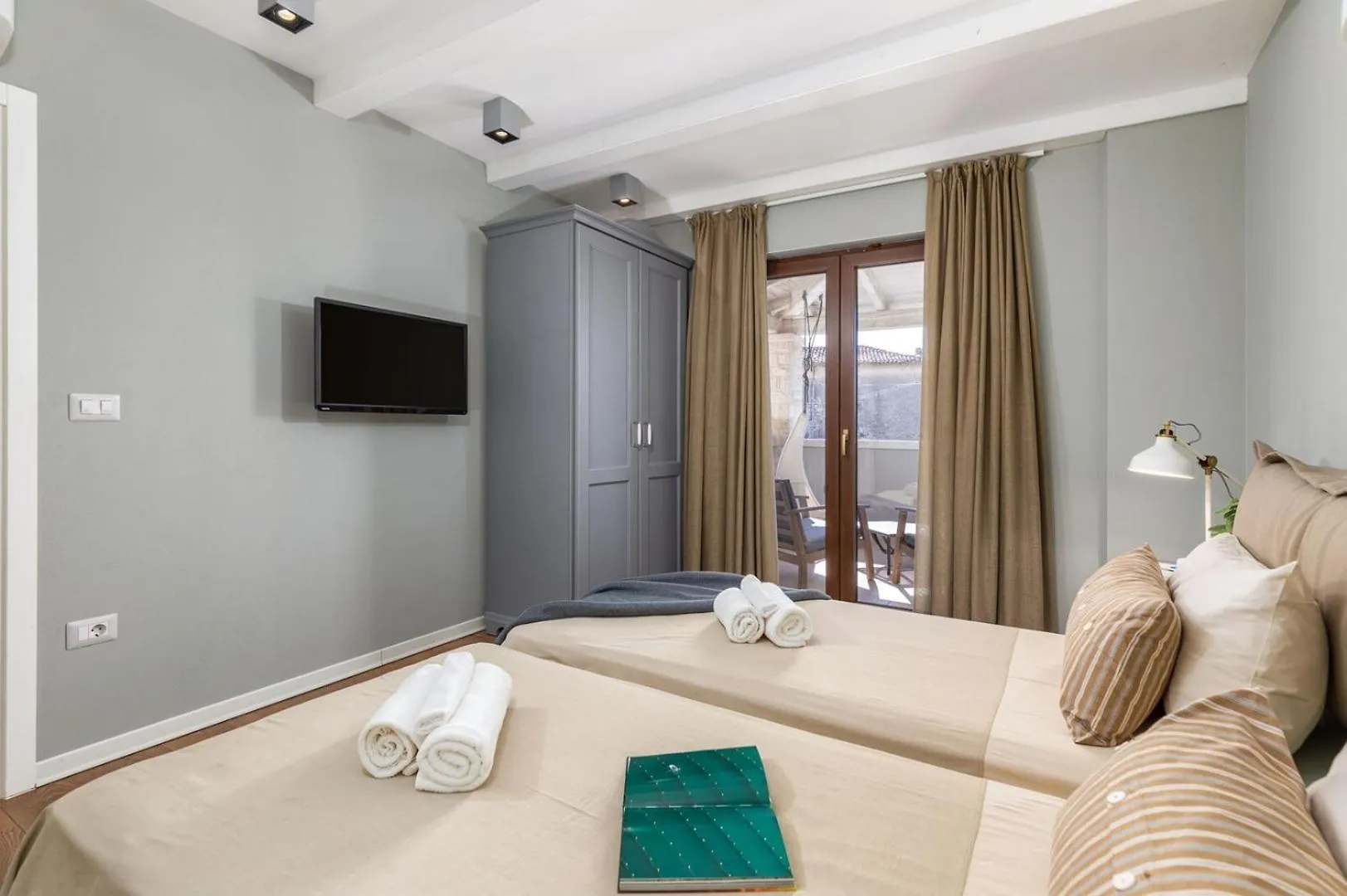 Villa Vira Rajki