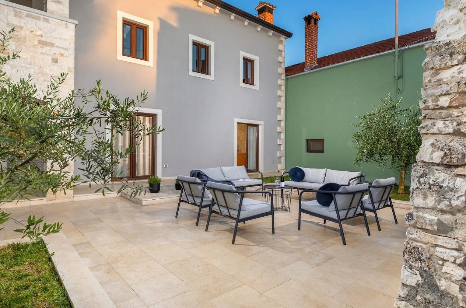 Villa Vira Rajki